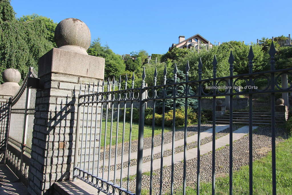 6 - PELLA - lago d'Orta, Incredibile villa contemporanea sulle sponde del Lago d'Orta Pella