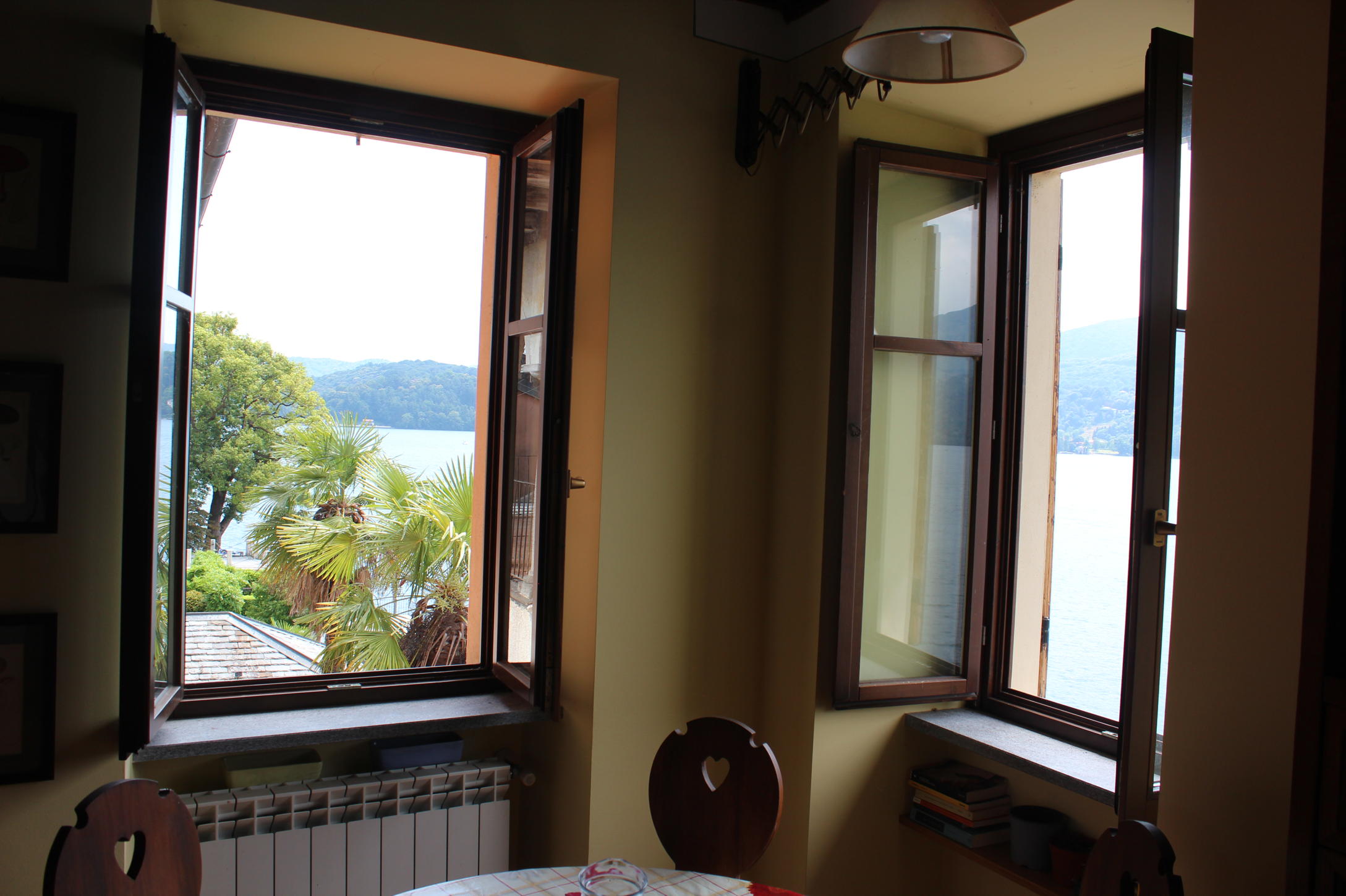 5 - Orta San Giulio | Esclusivo appartamento con posto auto, con vista dominante sul Lago d’Orta e sull’Isola di San Giulio. Orta san giulio